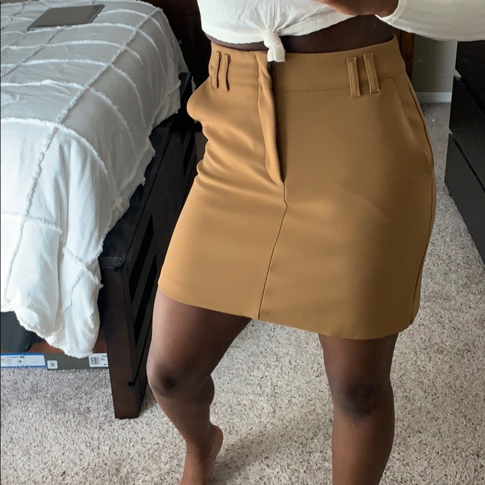 Zara camel Mini skirt